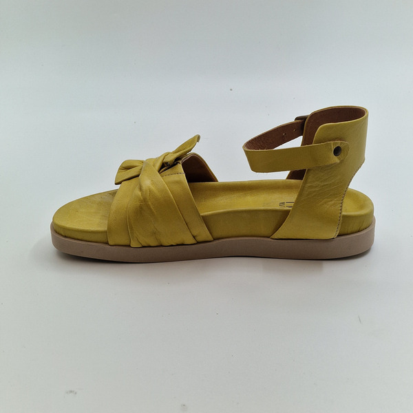 LYON LYON_LEMON_IN.jpg