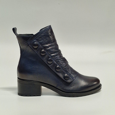 Joana JOANA_DENIM.jpg